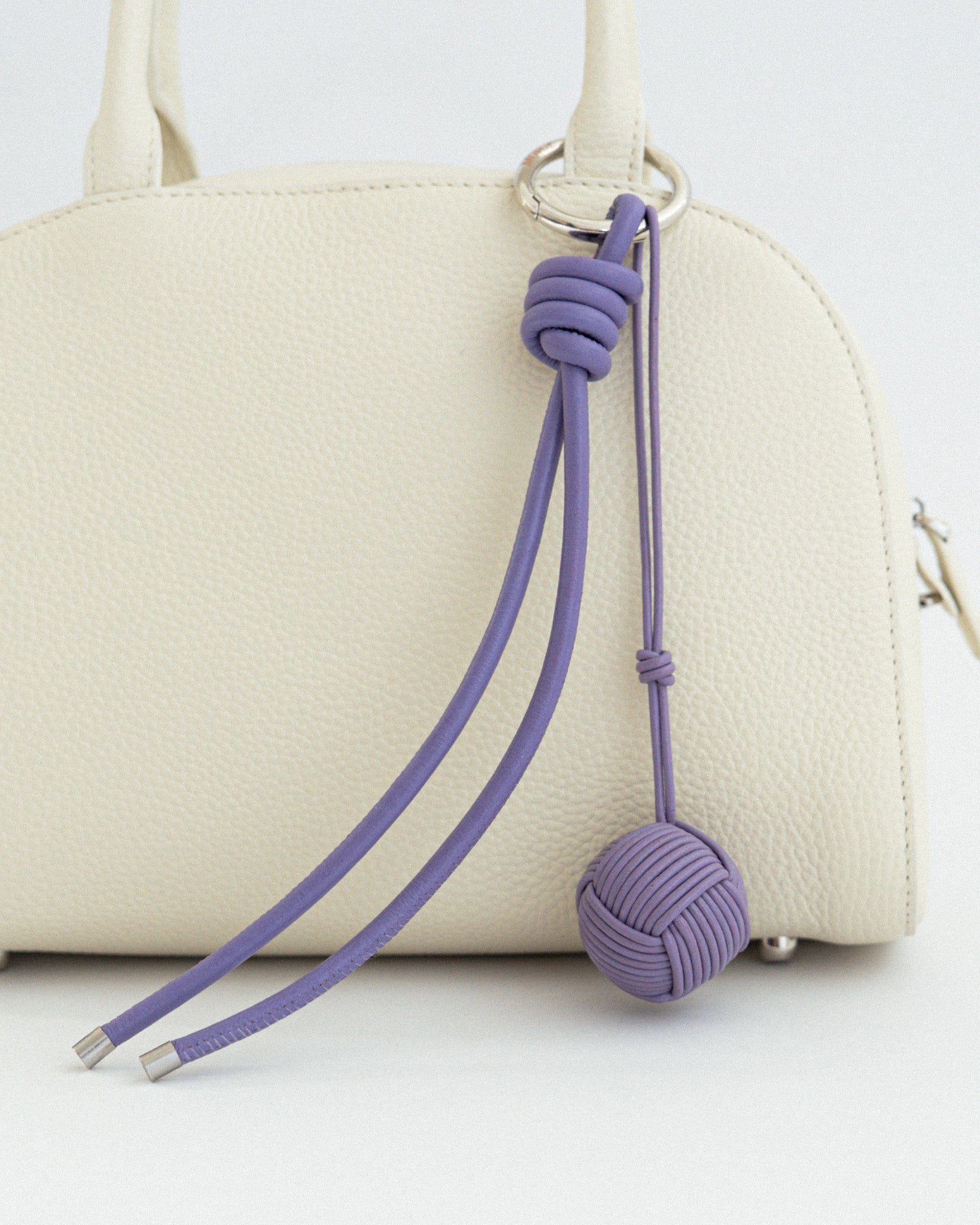 EN charm (lavender)