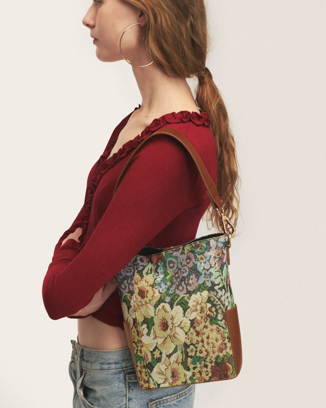 Petal cardigan (red)
